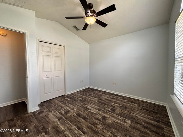 9302 PROSPERITY LAKE Drive, Jacksonville, FL 32244