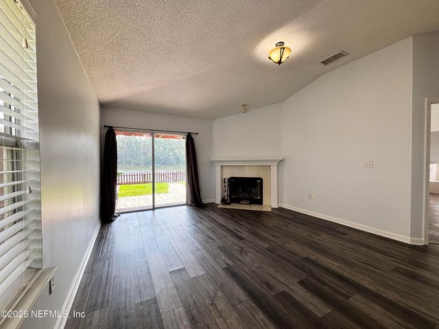 9302 PROSPERITY LAKE Drive, Jacksonville, FL 32244