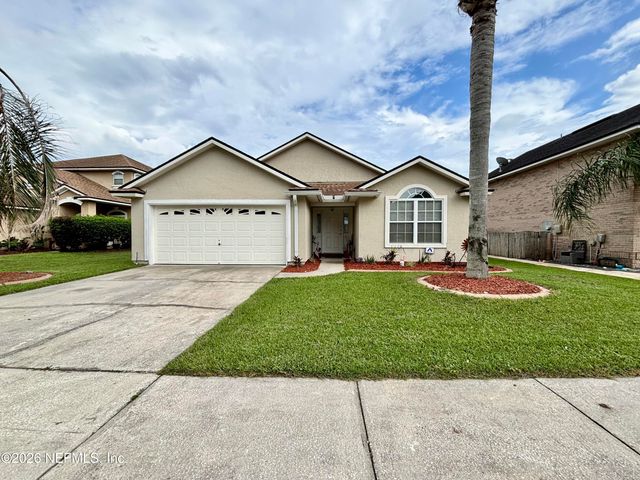9302 PROSPERITY LAKE Drive, Jacksonville, FL 32244