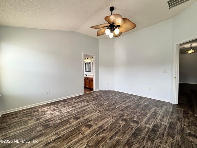 9302 PROSPERITY LAKE Drive, Jacksonville, FL 32244
