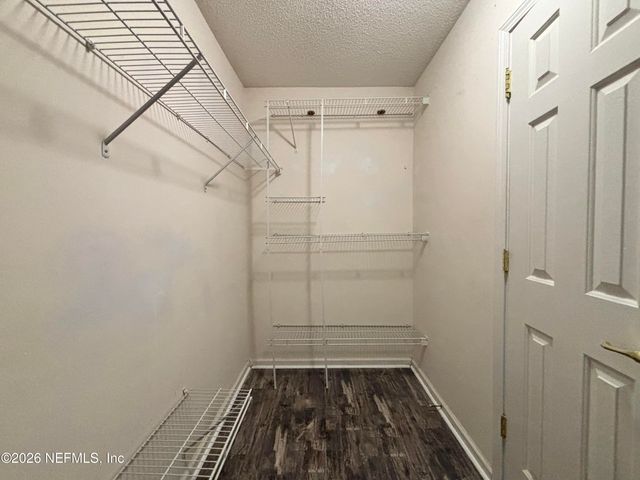 9302 PROSPERITY LAKE Drive, Jacksonville, FL 32244