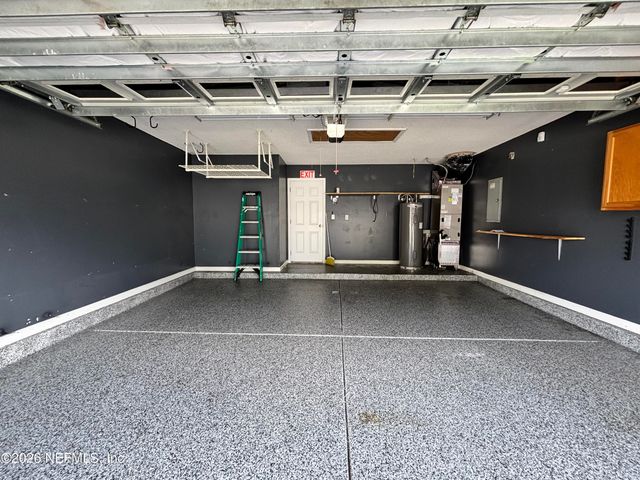 9302 PROSPERITY LAKE Drive, Jacksonville, FL 32244