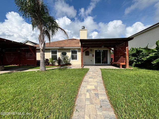 9302 PROSPERITY LAKE Drive, Jacksonville, FL 32244
