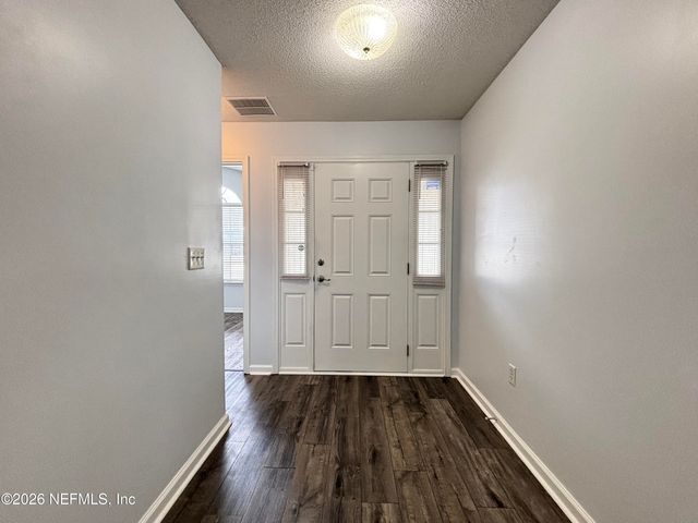 9302 PROSPERITY LAKE Drive, Jacksonville, FL 32244