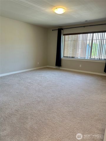 28041 14th Court S, Federal Way, WA 98003