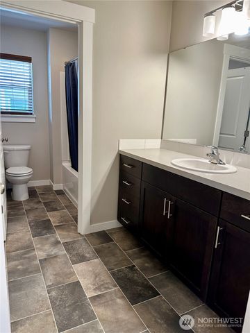 28041 14th Court S, Federal Way, WA 98003