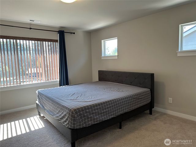 28041 14th Court S, Federal Way, WA 98003