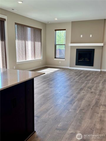 28041 14th Court S, Federal Way, WA 98003