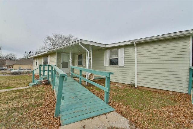 418 W Penn Street, El Reno, OK 73036