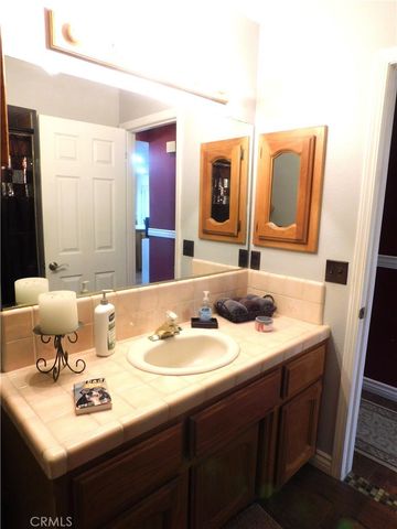 9957 Susan, California City, CA 93505