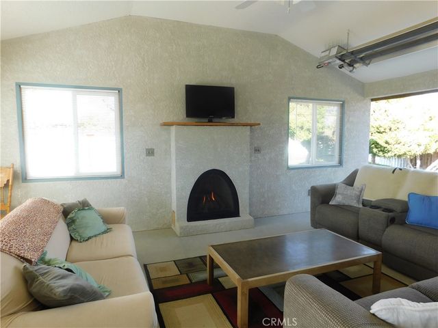 9957 Susan, California City, CA 93505