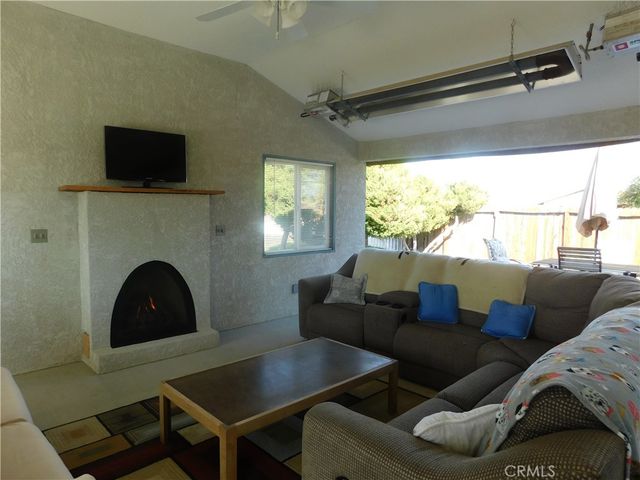 9957 Susan, California City, CA 93505