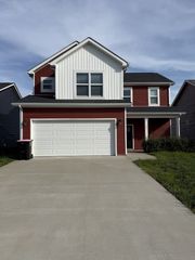 225 King Rd, Clarksville, TN 37042