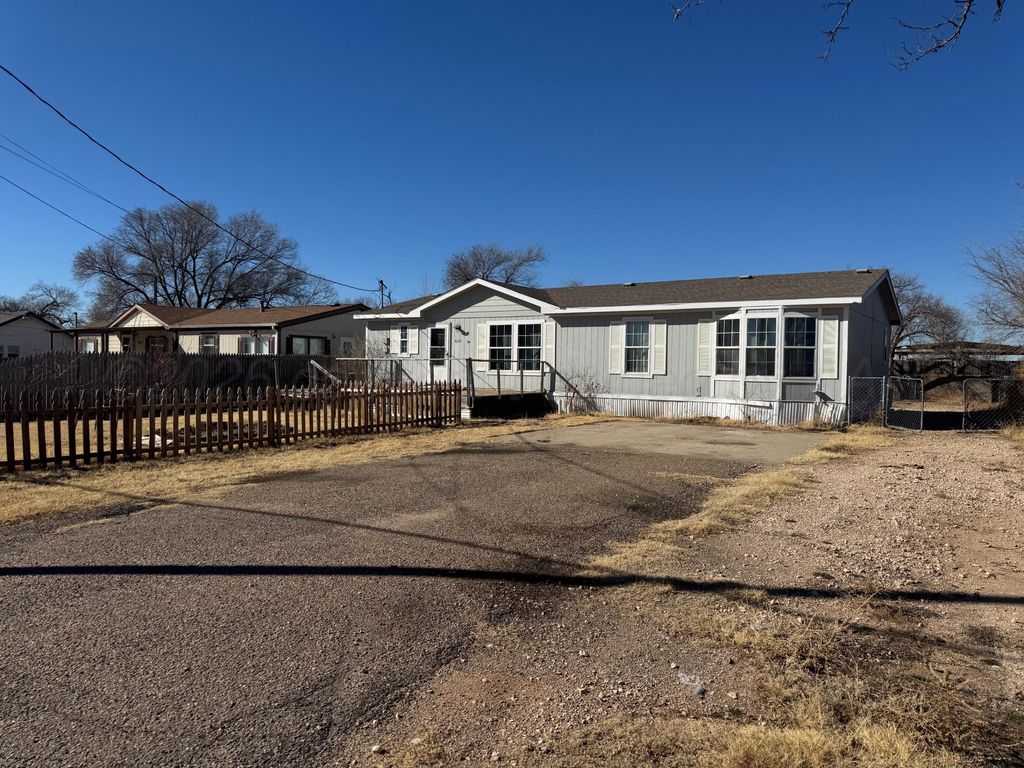 4619 BROWN Avenue, Amarillo, TX 79108