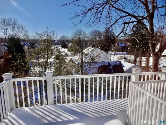 245 Unquowa Road APT 82, Fairfield, CT 06824