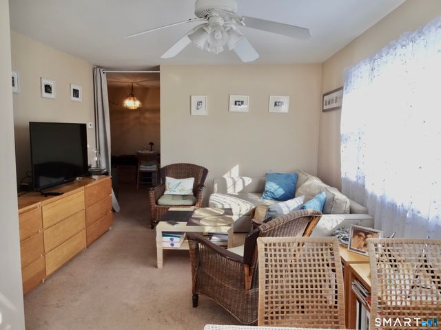 245 Unquowa Road APT 82, Fairfield, CT 06824