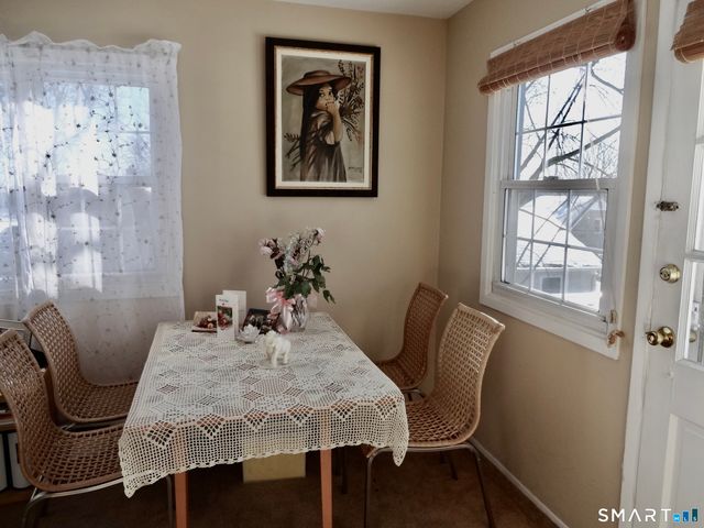 245 Unquowa Road APT 82, Fairfield, CT 06824