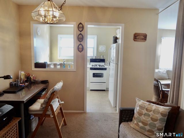 245 Unquowa Road APT 82, Fairfield, CT 06824