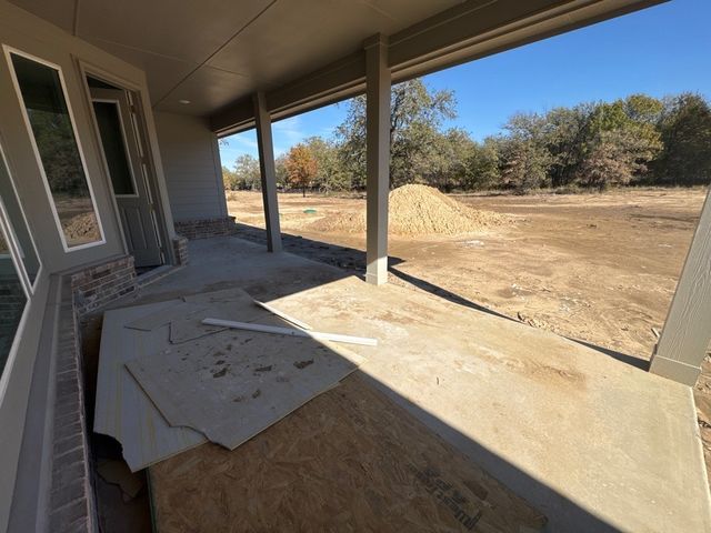 144 Oak Grove Way, Springtown, TX 76082