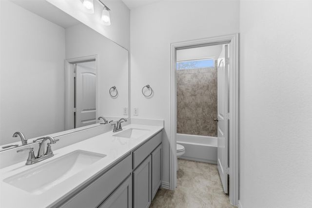 144 Oak Grove Way, Springtown, TX 76082