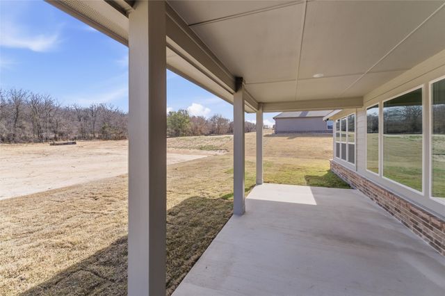 144 Oak Grove Way, Springtown, TX 76082