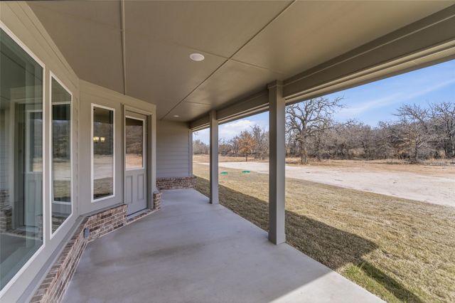 144 Oak Grove Way, Springtown, TX 76082