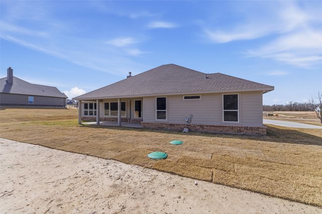 144 Oak Grove Way, Springtown, TX 76082