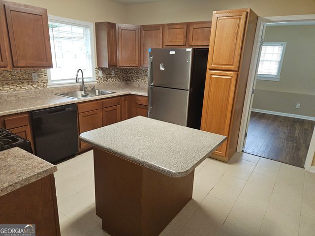 3202 Benjamin E Mays Drive SW, Atlanta, GA 30311