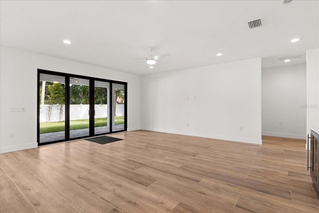 501 LAKEVIEW AVENUE, Winter Park, FL 32789