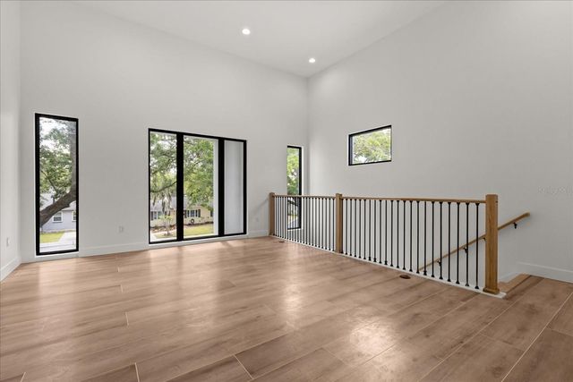 501 LAKEVIEW AVENUE, Winter Park, FL 32789