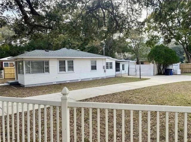 1504 TILLEY AVENUE, Clearwater, FL 33756