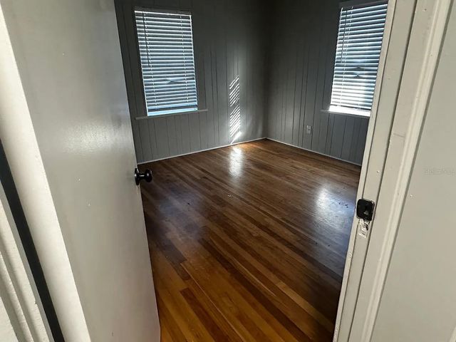 1504 TILLEY AVENUE, Clearwater, FL 33756