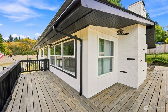810 19th Avenue SE, Puyallup, WA 98372