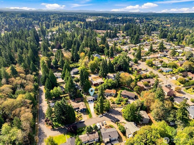 810 19th Avenue SE, Puyallup, WA 98372