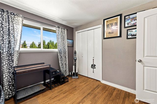 810 19th Avenue SE, Puyallup, WA 98372