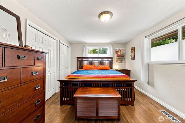 810 19th Avenue SE, Puyallup, WA 98372