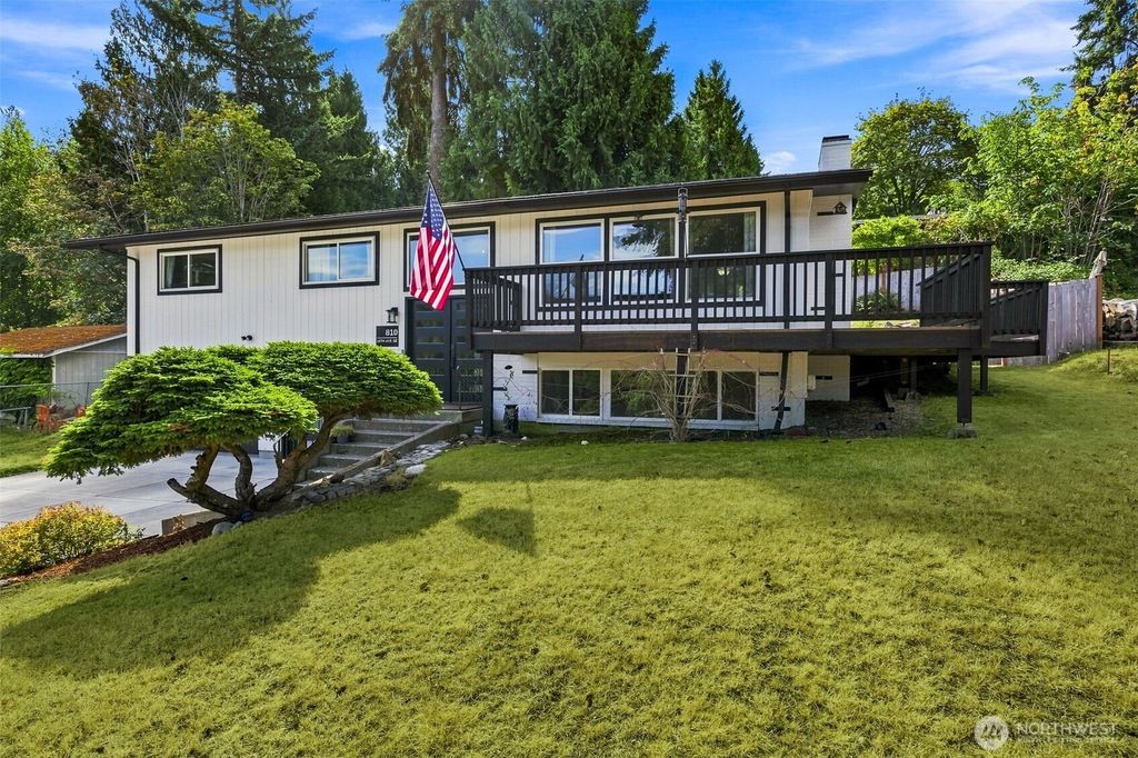 810 19th Avenue SE, Puyallup, WA 98372