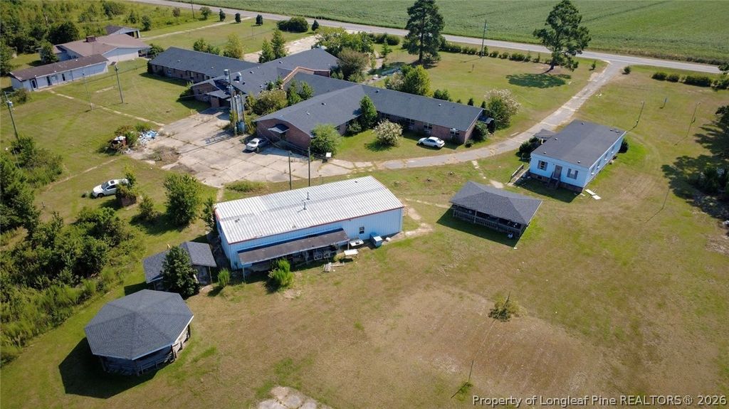 20513 W 301 Highway W, St Pauls, NC 28384 — photo 2