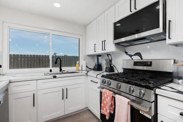 851 Casa de Oro pl, Escondido, CA 92025