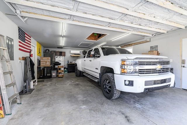 117 Brice Street, Tonganoxie, KS 66086