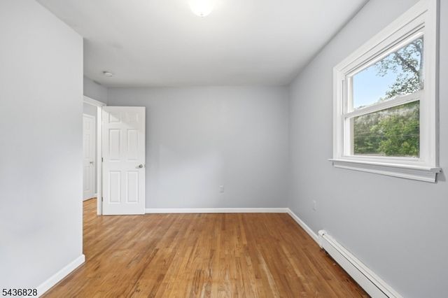 48 E Shore Dr, Vernon Twp., NJ 07462