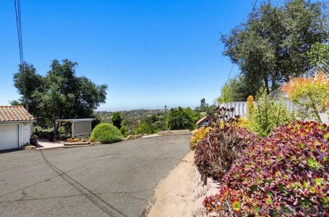 28185 Valley Center, Valley Center, CA 92082