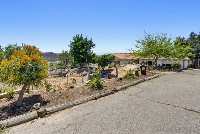 28185 Valley Center, Valley Center, CA 92082