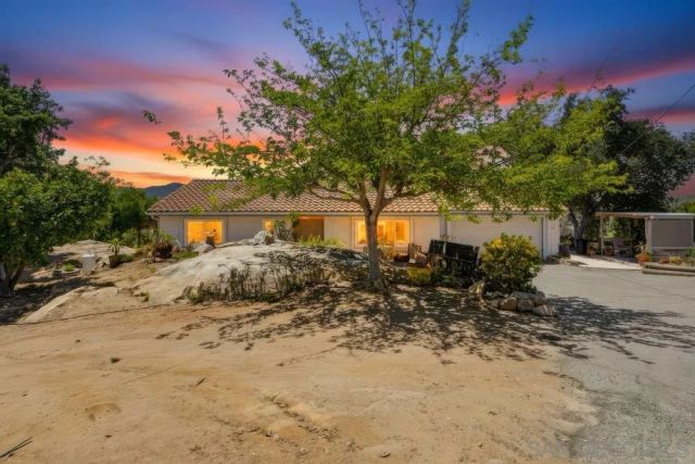 28185 Valley Center, Valley Center, CA 92082