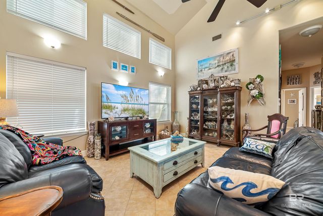 843 VETERANS Road, Gulf Shores, AL 36542