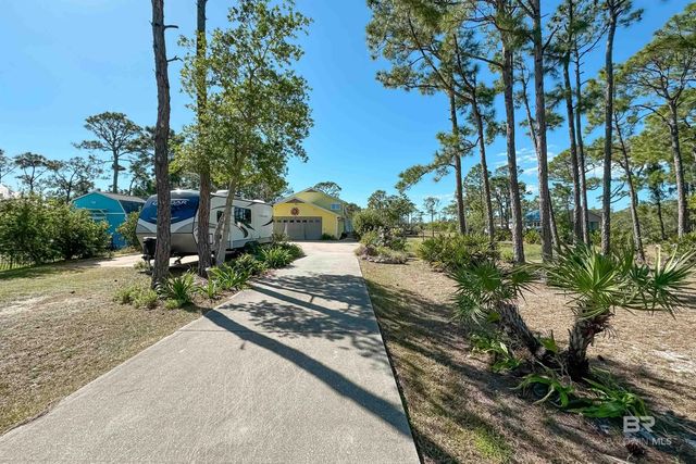 843 VETERANS Road, Gulf Shores, AL 36542