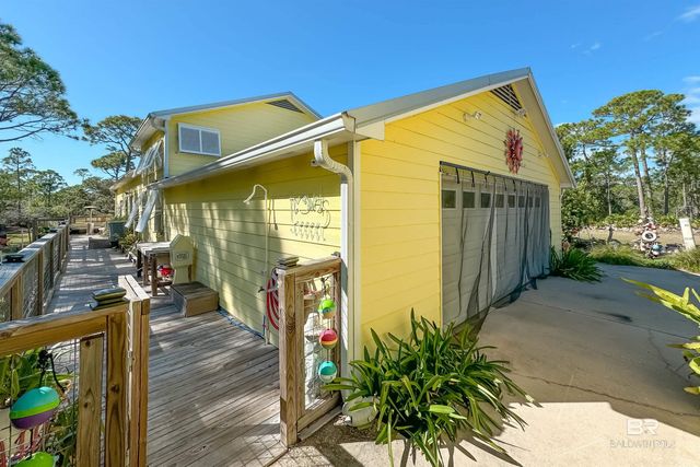 843 VETERANS Road, Gulf Shores, AL 36542