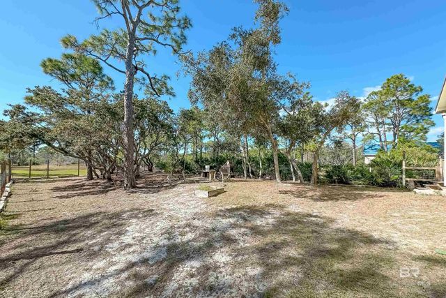 843 VETERANS Road, Gulf Shores, AL 36542