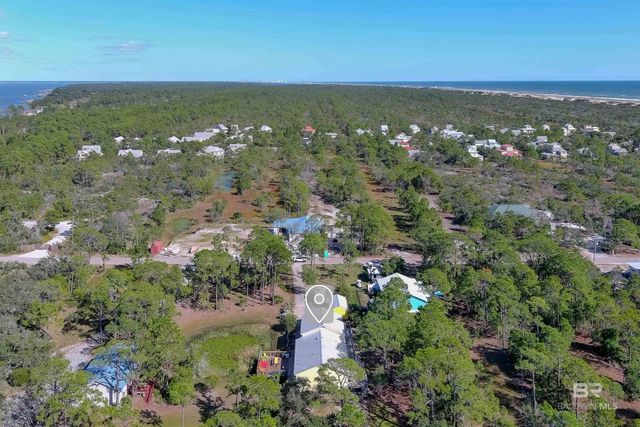 843 VETERANS Road, Gulf Shores, AL 36542