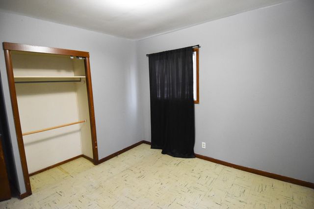 1523 1st Street E, Thief River Falls, MN 56701